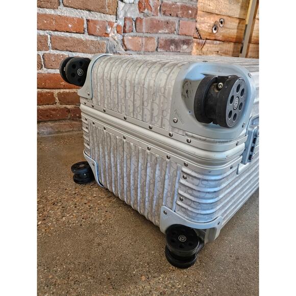 Dior x Rimowa Silver Trunk Suitcase SS20 Large - Picture 14 of 15